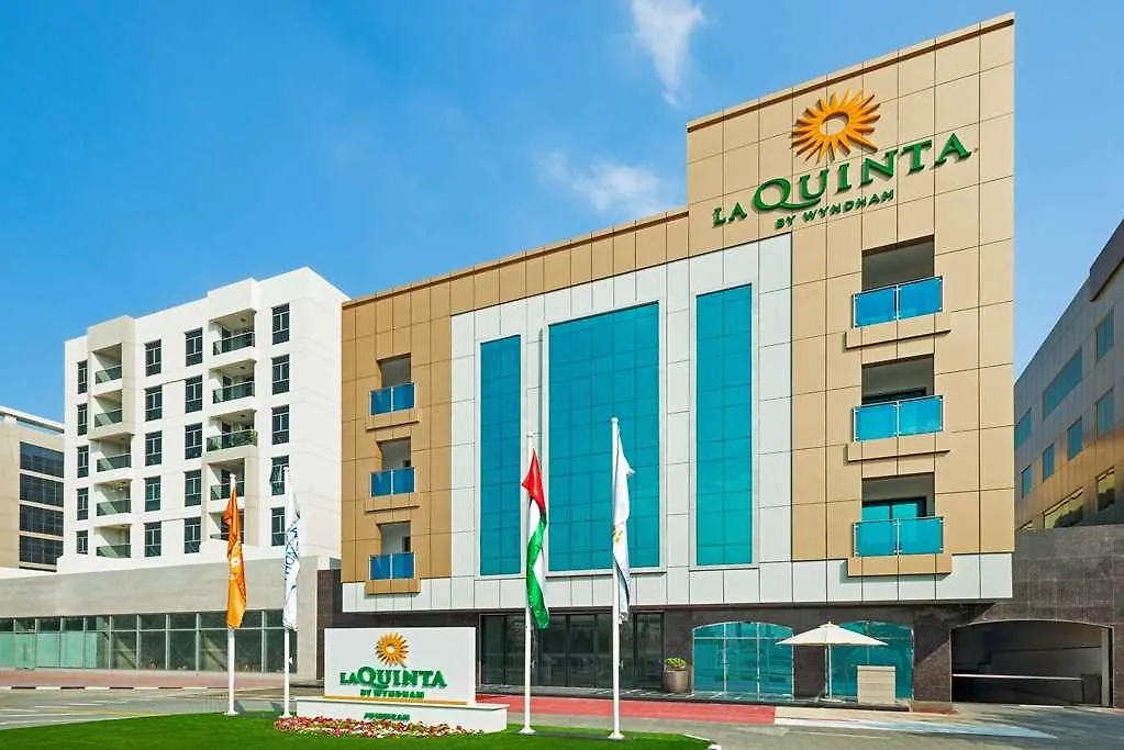 La Quinta Jumeirah contacts