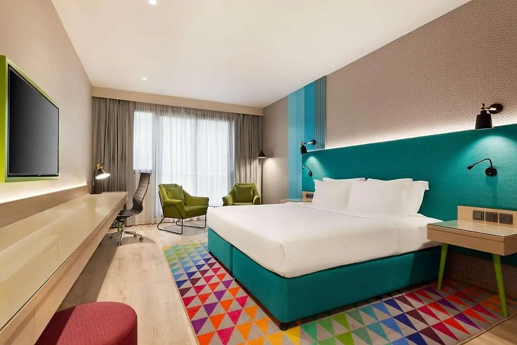 La Quinta Jumeirah Dubai 4*,
